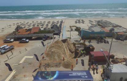 Instalação de cabo submarino na Praia do Futuro, 2016 (1)