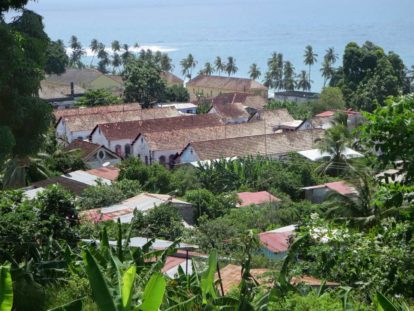 Senzalas da Roça Agua Izé em São Tomé e Príncipe - Foto de David Stanley (2)
