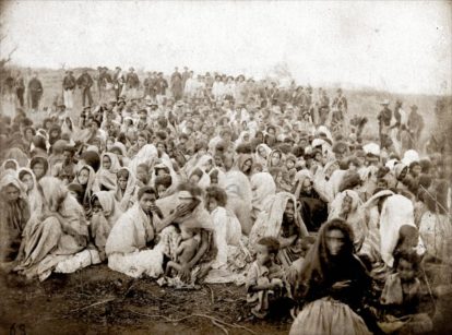 ’’400 jagunços prisioneiros’’, 1897. Retrato do fim da Guerra de Canudos. Foto: Flavio de Barros. Acervo Museu da República/ Imagem recuperada digitalmente pelo Instituto Moreira Salles. (7)