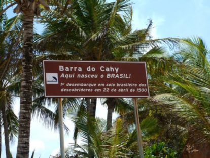 Placa de Trânsito que indica a Praia do Cahy(2)