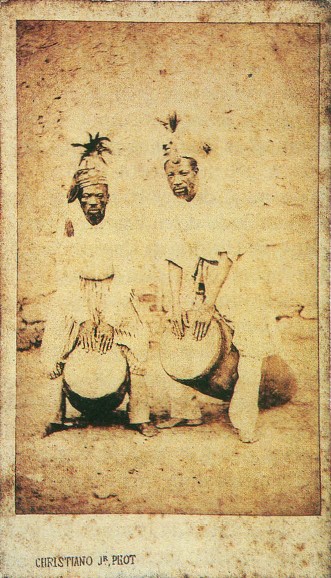 O batuque, uma das principais resistências da identidade negra na escravidão. (3)