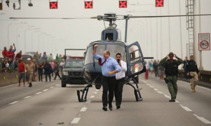 O então governador do Estado do Rio de Janeiro, Wilson Witzel, comemorando morte de sequestrador na ponte. Foto: Reprodução/TV Globo. (8)
