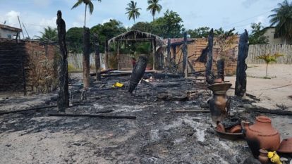 Terreiro das Salinas incendiado, em São José da Coroa Grande- PE- Crédito: Divulgação (4)