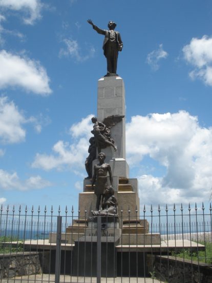 Monumento Castro Alves. Foto Gina Moraes.