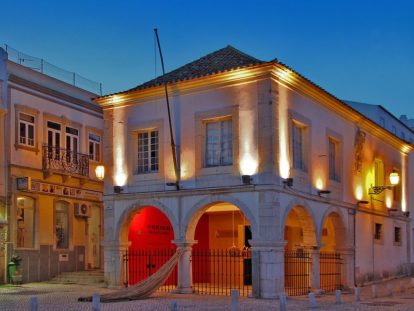 Edifício do Mercado de Escravos, em 2010. (5)