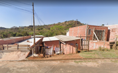 Rua José Lotomullo, Cidade Aracy, 2022. Foto: Google Earth, -22.053534, -47.901616 (4)